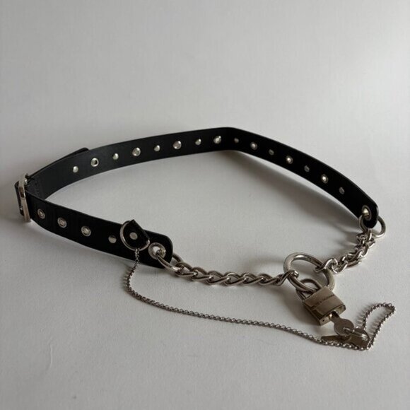 DOLCE & GABBANA VINTAGE 2003 EYELET LEATHER BELT main image 7